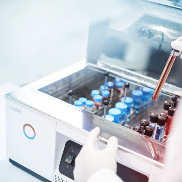 Image_TEC_INS_LAUDA_HydroWaterBaths_03_1000x665_JPG0_1200x1200 Image_TEC_INS_LAUDA_HydroWaterBaths_03_1000x665_JPG0_1200x1200